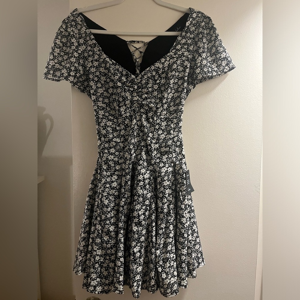 Lulu’s black floral lace up dress